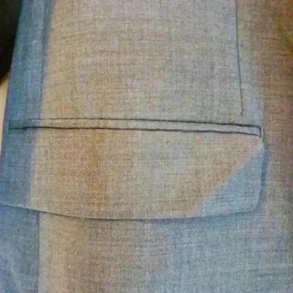 Lauren Ralph Lauren Men's tailored wool gray blazer. Size 50 - Picture 2 of 10